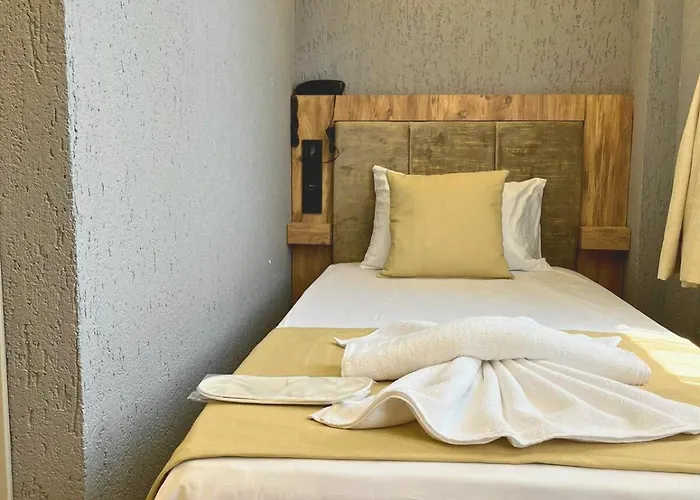 בית אירוח Yellow Bull