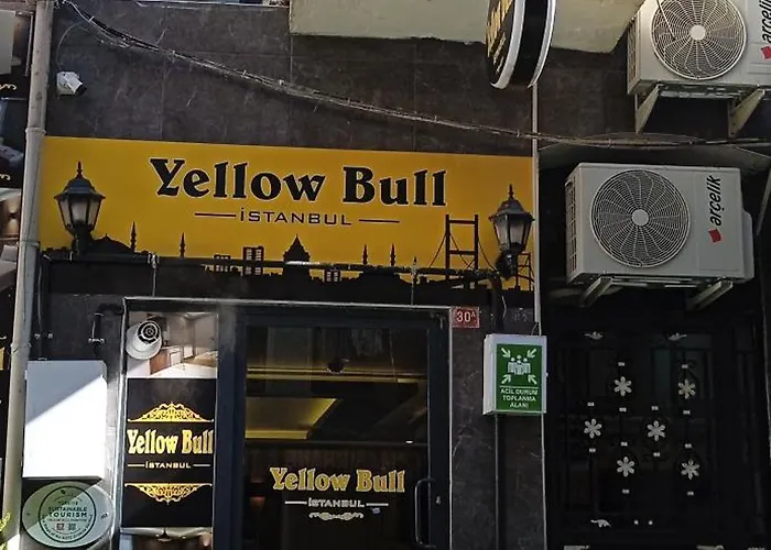 Yellow Bull בית אירוח